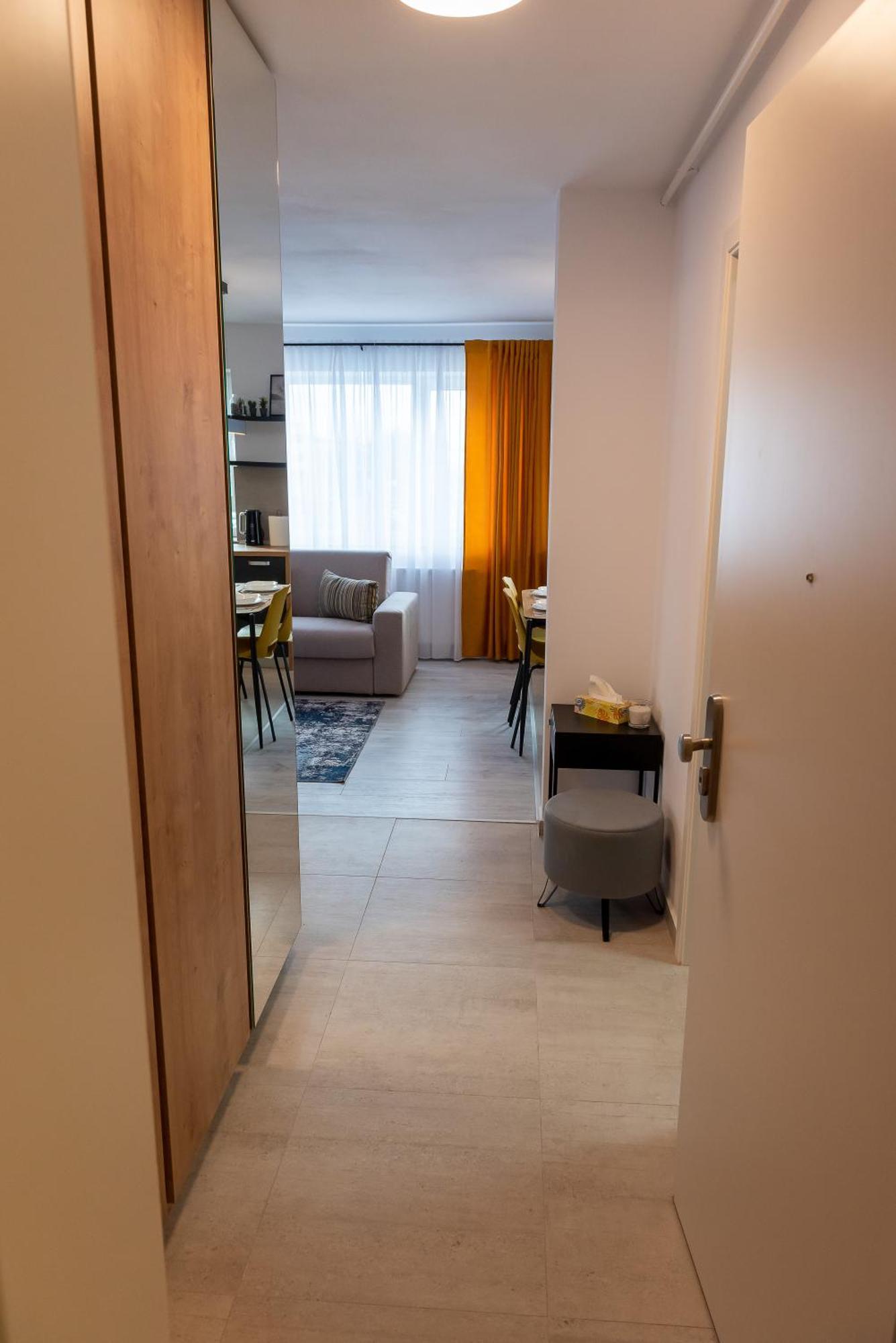 Apart B&V Braşov Esterno foto
